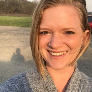 Meet your Posher, Jennifer